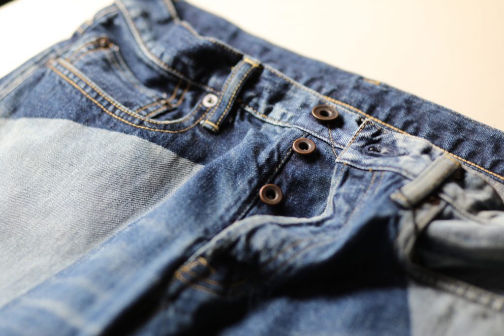 正直面倒なボタンフライのジーンズ…修理する方法は？ – BOBSON JEANS