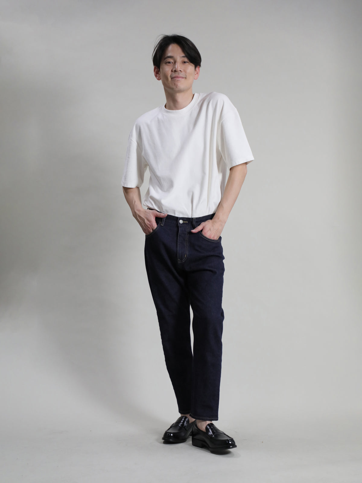 ワイドフィットテーパードジーンズ ワンウォッシュカラー/ユニセックス 12.5oz