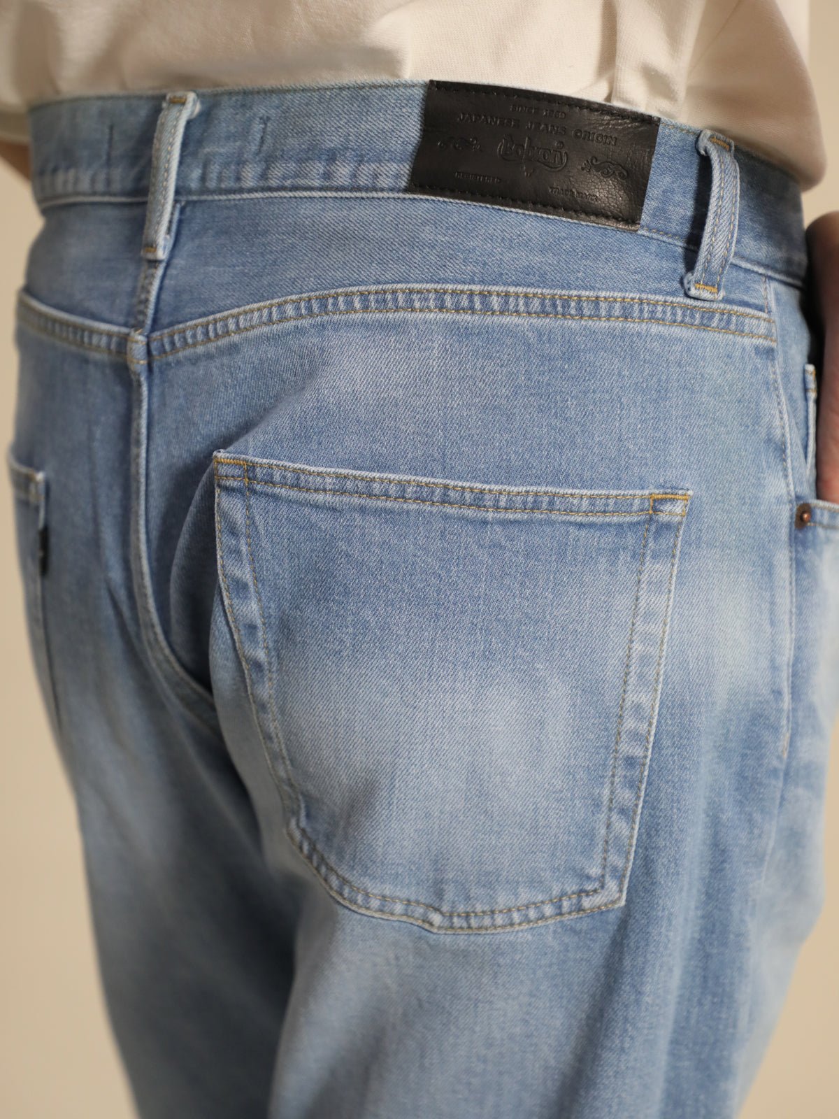 ワイドフィットテーパードジーンズ ブリーチカラー/ユニセックス 12.5oz