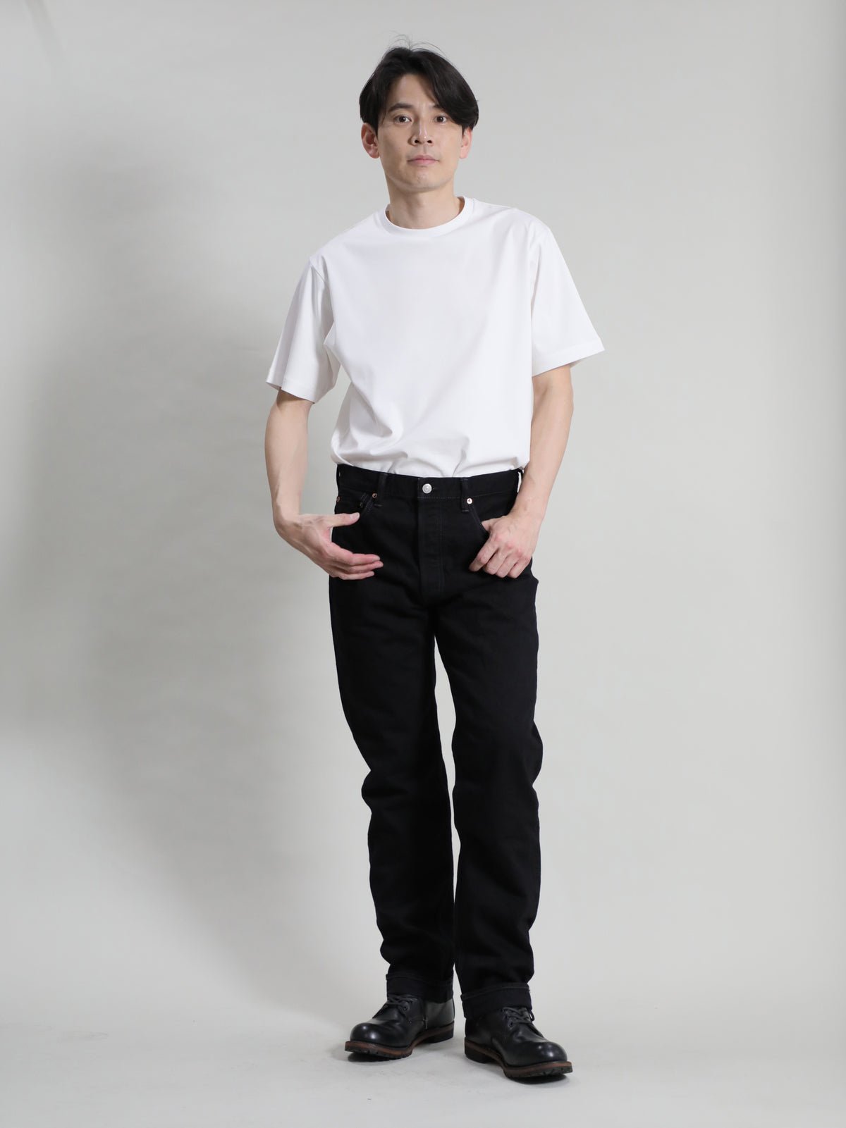 B-1969-XX-J-BK-680　【岡山産 縦横ブラックブラックセルビッチデニム】ジーンズワンウオッシュ　Straight Black Selvedge Denim  Onewash