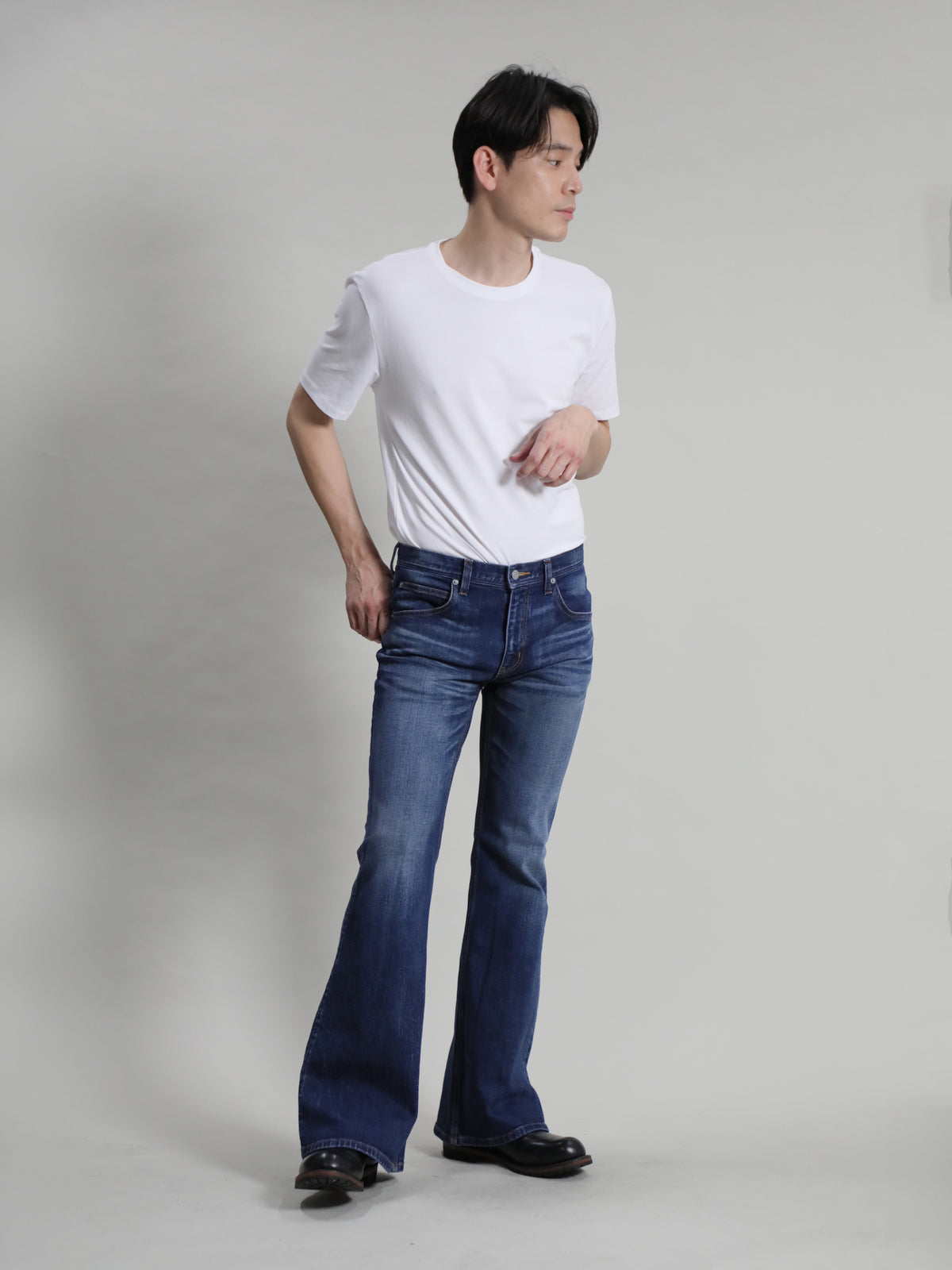 ベルボトムジーンズ　ユーズドカラー/ユニセックス　12.5oz