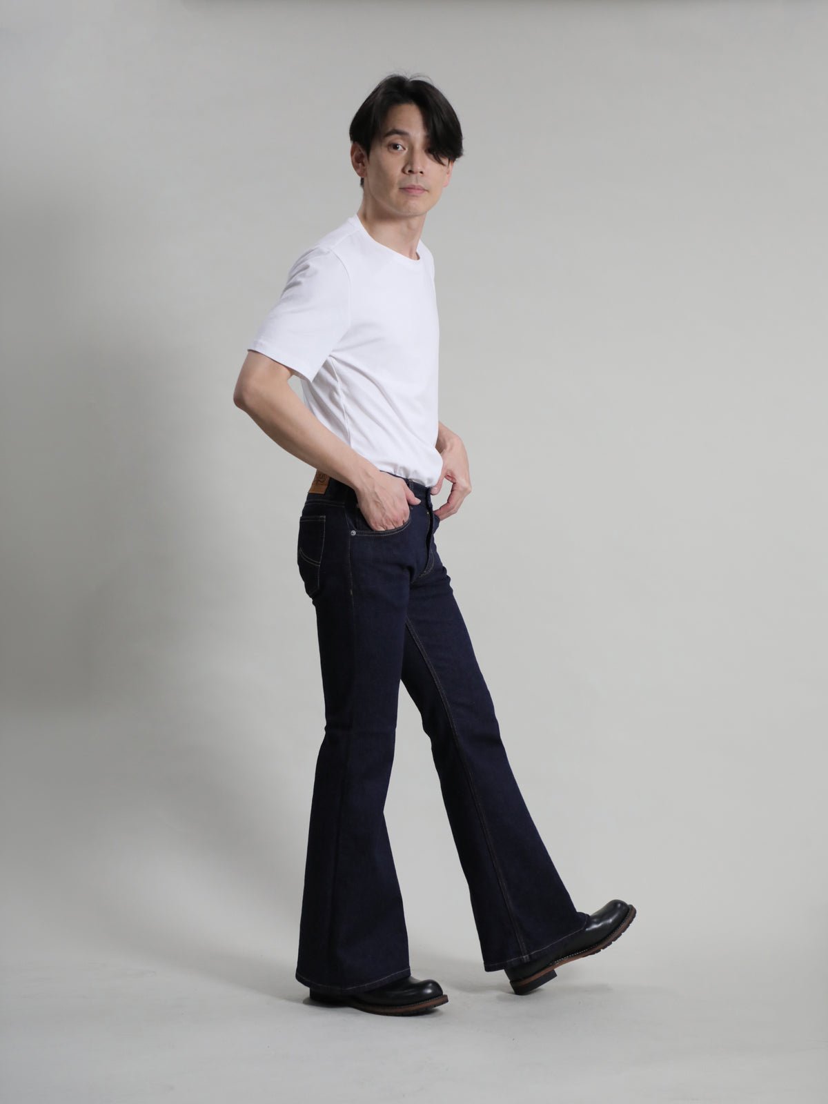 ベルボトムジーンズ　ワンウォッシュカラー/ユニセックス　12.5oz