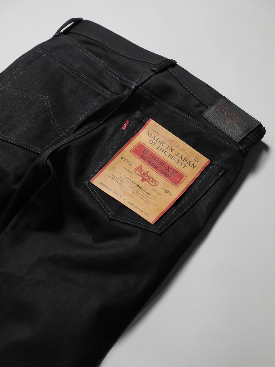 B-1969-XX-J-BK　【岡山産 縦横ブラックブラックセルビッチデニム】 ジーンズ　Straight Black Selvedge Denim