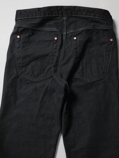 B-1969-XX-J-BK-680　【岡山産 縦横ブラックブラックセルビッチデニム】ジーンズワンウオッシュ　Straight Black Selvedge Denim  Onewash