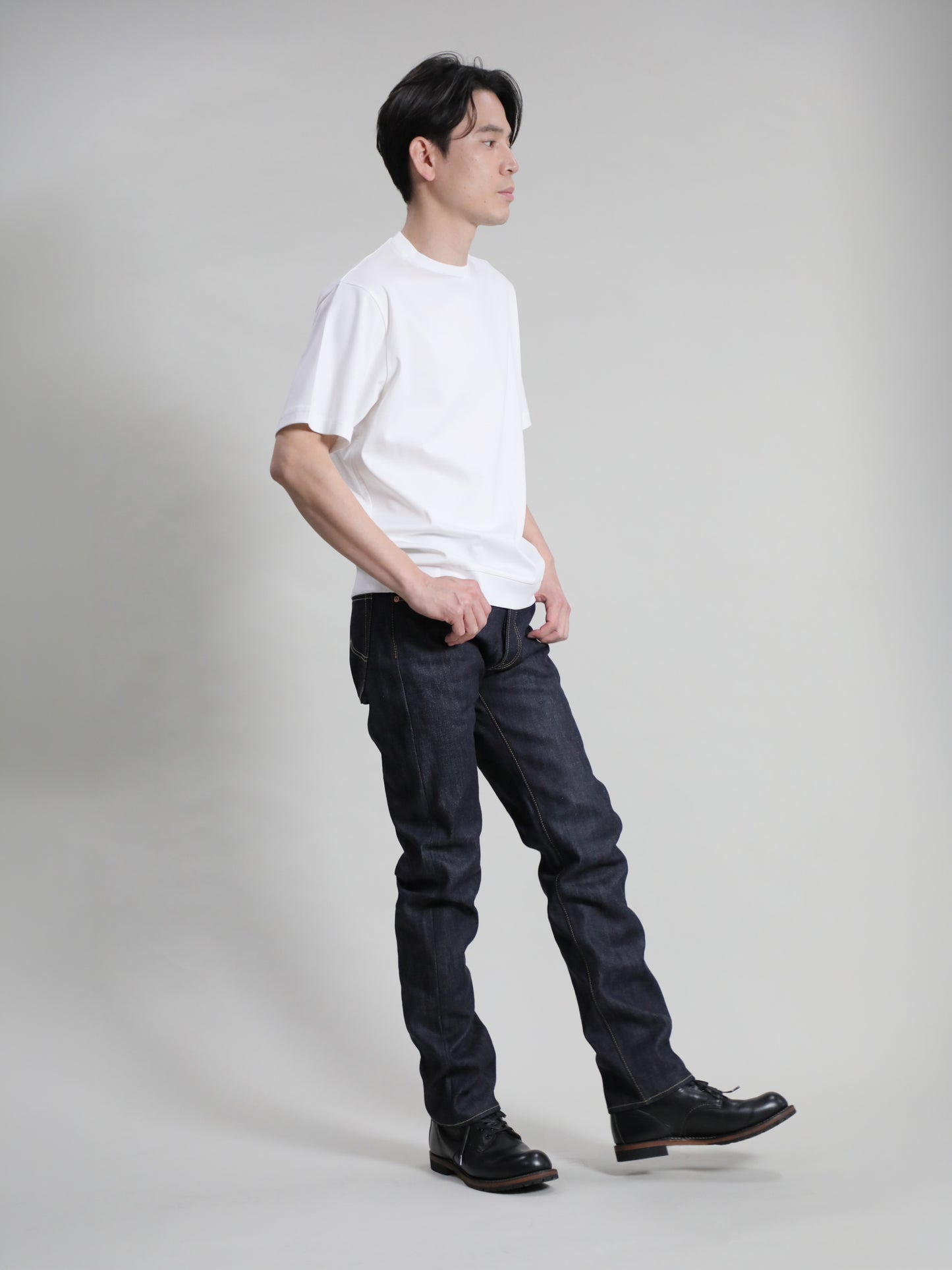 B-1969-XX-J　【岡山産 セルビッチデニム】 ジーンズ　Straight Selvedge Denim